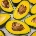 de-ce-trebuie-sa-te-uiti-la-tulpina-avocado-un.jpg